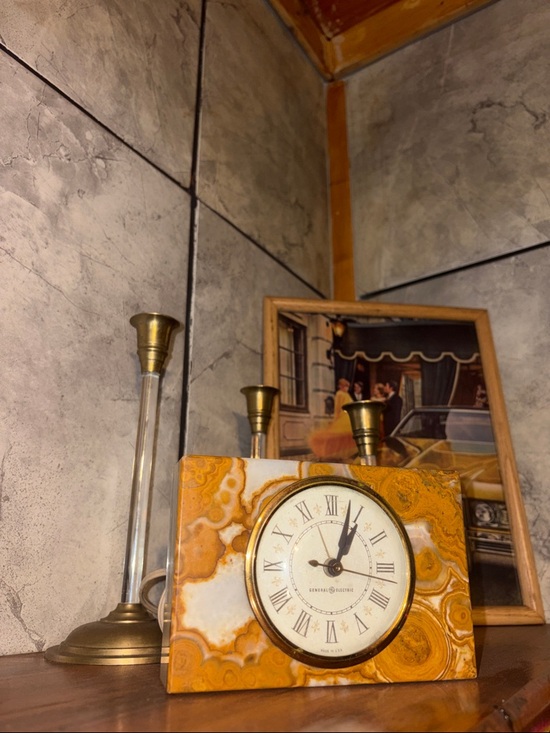 General Electric Other - Mid-Century Orange Agate Alarm Clock with Roman Dial 70s Vintage